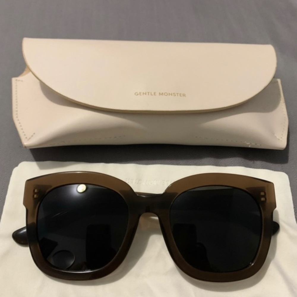 Gentle Monster Matti 51mm Rounded Sunglasses Khaki